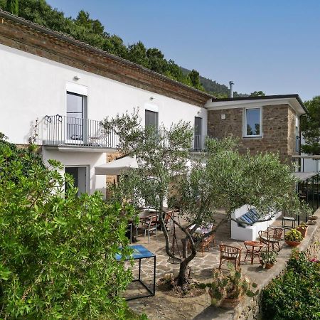 Albeca Relais Bed & Breakfast Castellabate Bagian luar foto